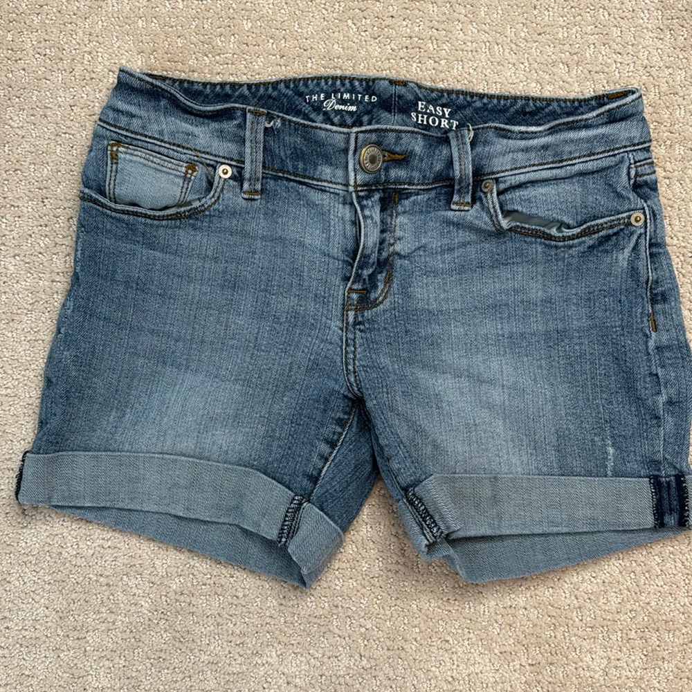 The Limited Easy Short - low rise size 4
